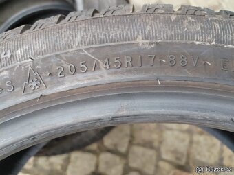 205/45/17 zimní pneu NOKIAN a KUMHO 205/45 R17 - 5
