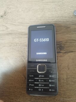 Prodám telefon Samsung GT S5610 - 5