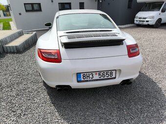 Porsche 911 Carrera 997/1 manuál 2008 - 5
