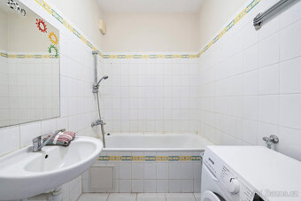 Prodej bytu 2+1, OV + balkon, 57,5m2, Poděbrady Velké Zboží - 5