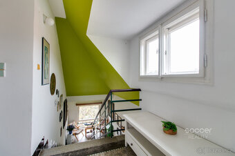 Pronájem slunného bytu - garsoniéry, 30 m2, ul. U Kolejí, Pr - 5