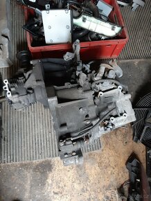 X-trail díly - 5