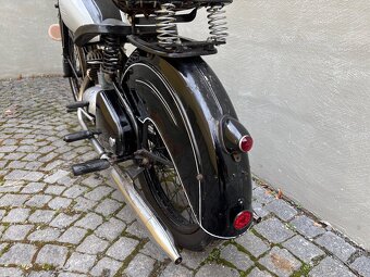 ČZ 125 T z roku 1949 s TP - 5