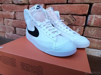 Kotníkové tenisky Nike Blazer Mid, velikost 44,5 - 5