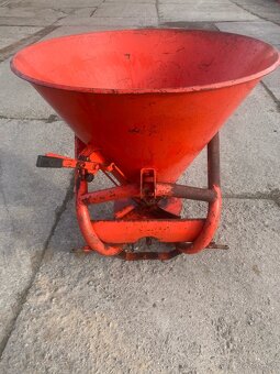 Rozmetadlo Kirchner s náhonem - 5