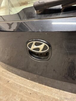 Hyundai i30, zadní 5. (páté) dveře - 5