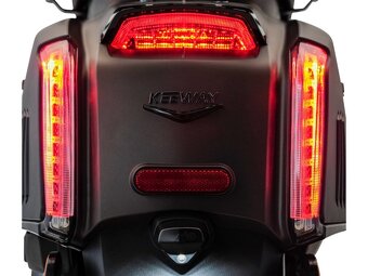 Skútr KEEWAY SIXTIES 125i - 5