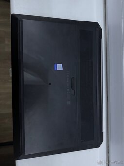 HP ZBook 15 G5 "výkonný notebook" - 5