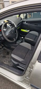 Peugeot 207 - 5