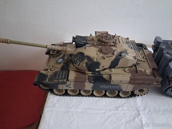 MODELY TANKY - 5