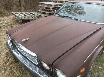 Chrom, exteriér a interiér Jaguar XJ6 - 5