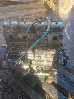 Prodám motor Zetor 4001 4011 - 5