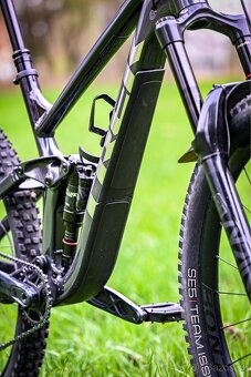 Trek Slash 8 - 5