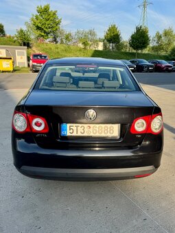 VOLKSWAGEN JETTA 1,9 TDI 77 KW BEZ DPF PRAVIDELNÝ SERVIS - 5