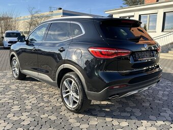 MG eHS - Plug-in Hybrid - 20 000 km - 190 kw - 5