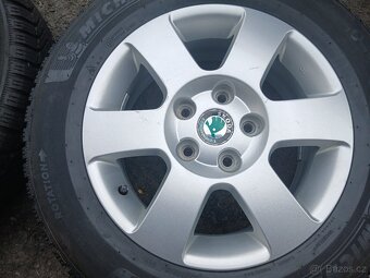 Prodám sadu Orig ALU kol Škoda 195/65R15 zimní - 5