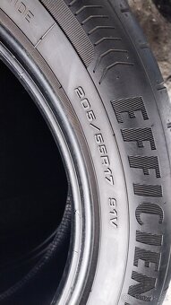 Prodám 2 x letní pneu Goodyear 205/55/17 - 5
