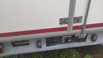 Skříňový Termo vlek 3000kg - 5