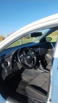 Toyota Auris 1.6 valvematic - 5