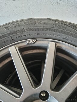 Sada zimních pneu NOKIAN 225/60 R17 103H XL - 5