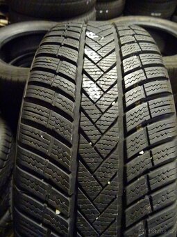 Zimní pneu Vredestein, 205/55/17, 4 ks, 7 mm - 5