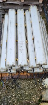 Prodám cihly  bet.patky,str.panely,cihly,svody na okapy,pr.1 - 5