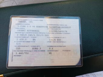 Jaguar X-Type, 2.5V6, benzín - 5