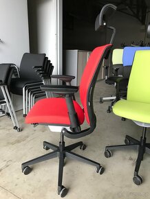 Kancelářské židle Steelcase Think - 5