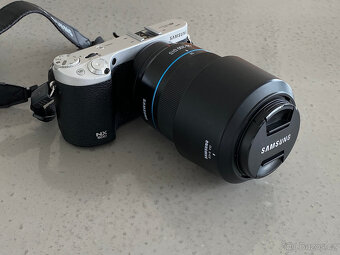 Samsung NX500 28,2 Mpix, APS-C, kit 16-50mm + 50-200mm - 5
