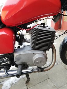 prodám VETERÁN motocykl MZ 250, ETZ 251 - 5