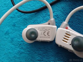 SONY MP3 přehrávač odolný proti vodě a prachu - 5