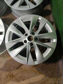 Alu disky 17" 5x112 7J et46 octavia - 5