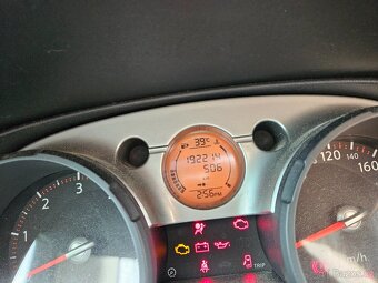 Nissan Qashqai 1.5 DCi ČR Nahradní dily......... - 5