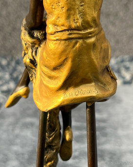Leštěná bronzová socha soška Žena s kloboukem umělecká figur - 5
