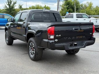 Toyota Tacoma SR Double Cab V6 4x4, 2022 r.v. - 5