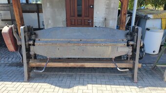 Ruční ohýbačka plechů 2m - 5