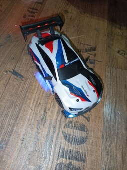 Prodám nové RC drift auto BMW 1:24 - 5