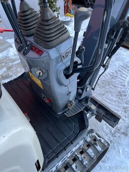 minibagr SCHAEFF TC08 10/2020 - 550 mth - super stav - 5