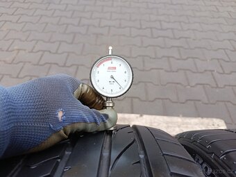 Letní pneu Bridgestone 235/40/19 - 5