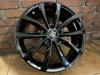 Toyota COROLLA Alu disky 17” 5x114,3 (4ks) - 5