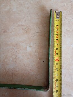 sazenice netřesků 8kč za kus,držáky na truhlíky,ačokča semen - 5