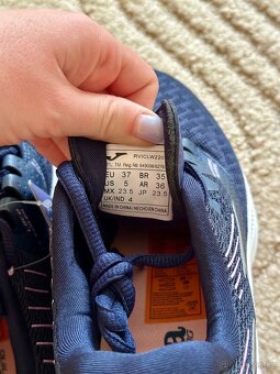 tmavě modré tenisky Joma, vel 37 - 5