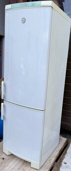 Lednice s mrazákem Electrolux ERB 3022 - 5