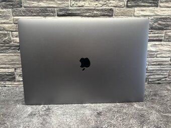 MacBook Pro 16" 2019 i7 / 16GB / 500GB / Pro 5300M - 5