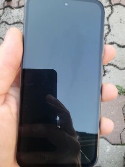 Google pixel 8a - 5