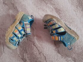 Sportovní boty vel. 28, sandále vel. 27. - 5