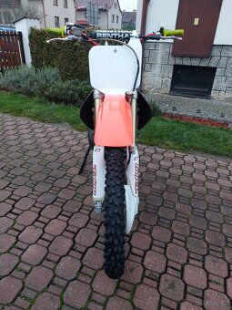 Honda CR250R - 5