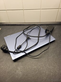 LENOVO YOGA JAKO NOVÝ,  BATERIE 100% - 5