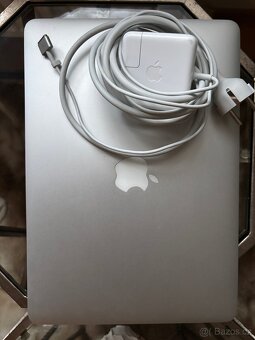MacBook Air 13” – Intel i7, 8 GB RAM, moc dobrý stav - 5