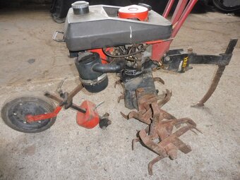 prodám malotraktor vari s rotavátorem a sekačkou - 5